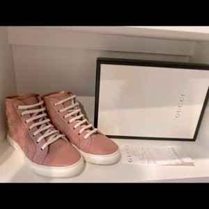 GUCCI Pink guccissima hightop Sneakers